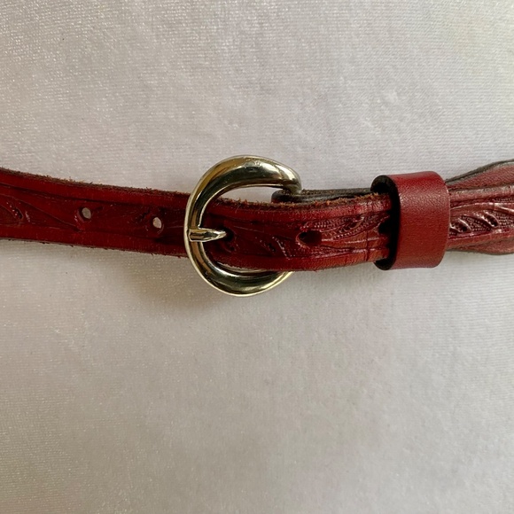 Vintage Windmill embossed red leather Western skinny belt w/ chrome buckle Sz 34 main image 8